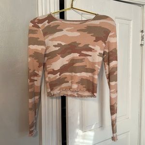 camo crop top